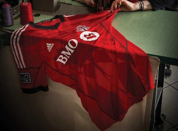 Kit home Toronto Fc 2013