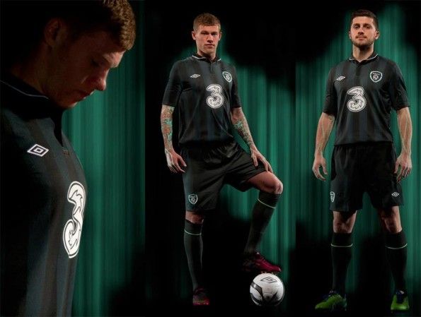 Kit Irlanda trasferta 2013 Umbro