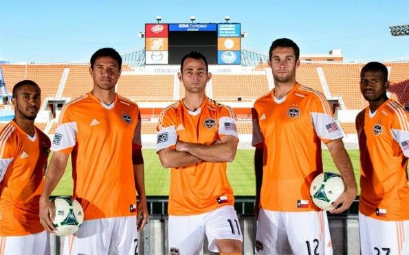 Divisa home Houston Dynamo 2013