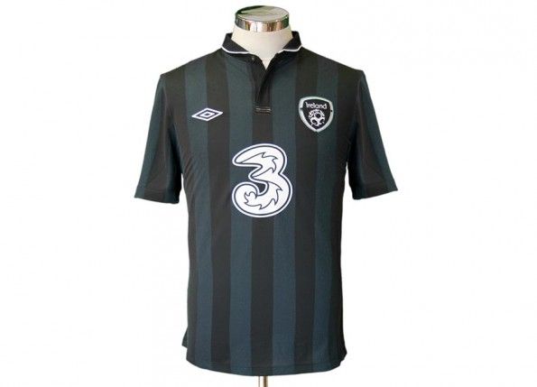 Seconda maglia Irlanda 2013 Umbro