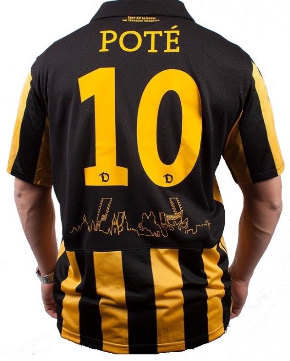 Retro della maglia dei 60 anni della Dynamo Dresda