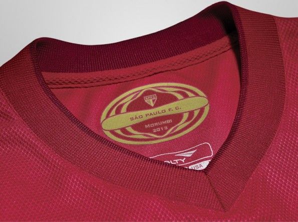 Colletto maglia rossa San Paolo 2013 prodotta da Penalty