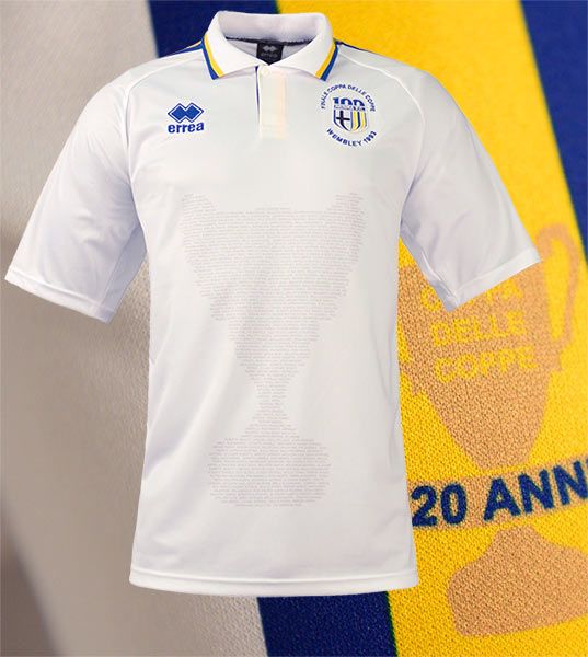 Kit Parma Wembley 20 anni