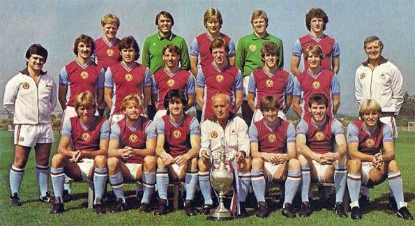 Rosa Aston Villa 1981-1982