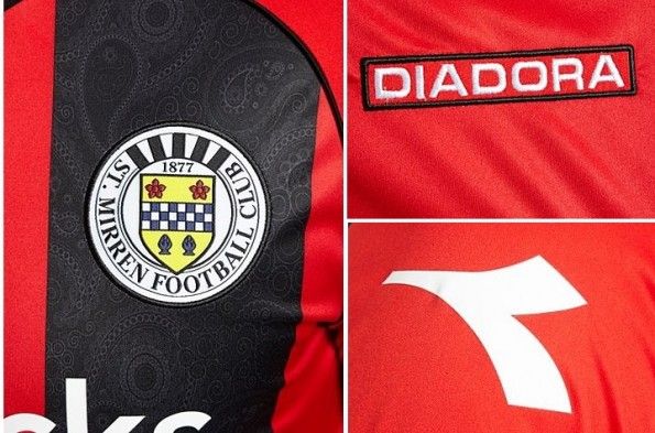 Dettaglio paisley maglia away St Mirren 2013-2014