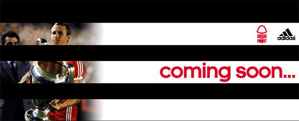 Adidas sponsor tecnico Nottingham Forest