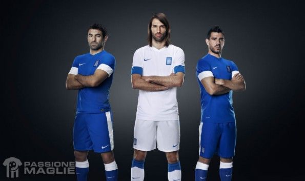 Kit Grecia 2013-2014 Nike