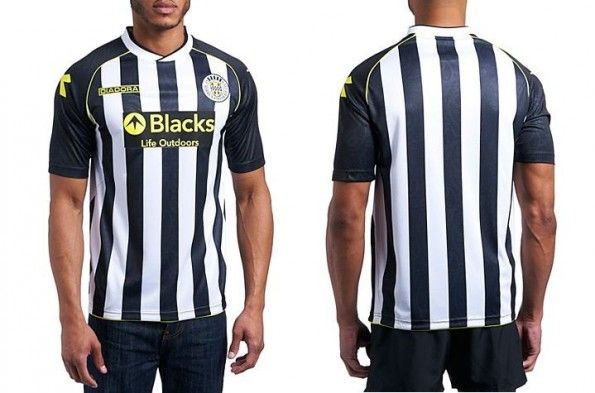 Prima maglia St Mirren 2013-2014 Diadora
