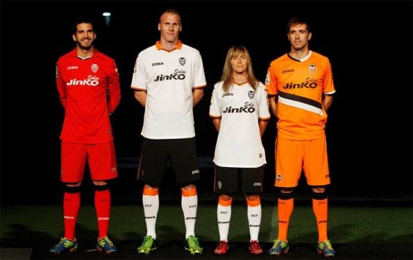 Presentazione divise Valencia Joma 2013-14
