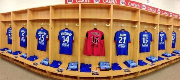Spogliatoio Caen kit 100 anni