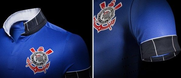 Risvolto colletto e maniche della terza maglia Nike del Corinthians 2013