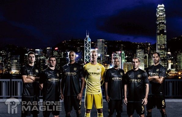 Kit away Manchester City 2013-2014