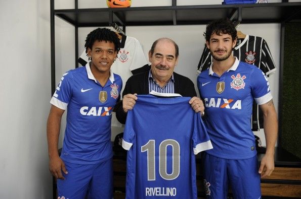 Romarinho, Rivellino e Pato terza maglia Corinthians 2013