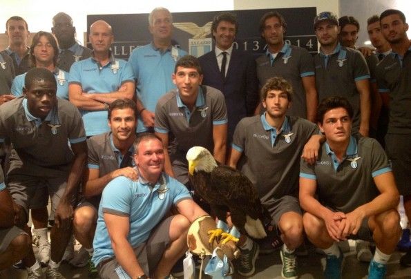 Rosa Lazio store Mercedes