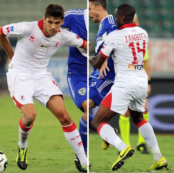 Divisa Bari casa 2013-2014