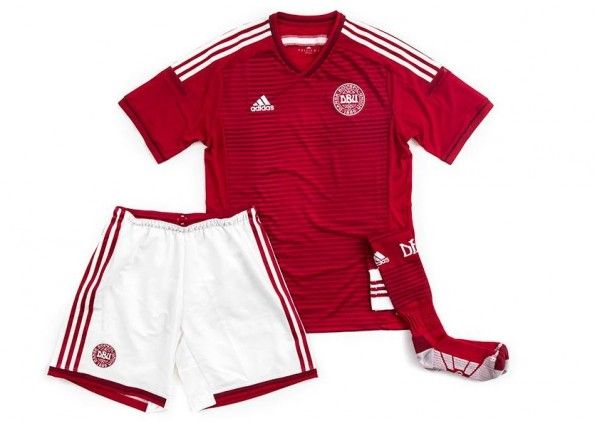 Kit Home Danimarca 2014