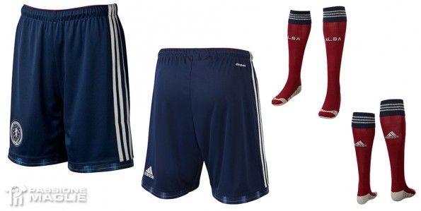 Calzoncini calzettoni Scozia home 2014-15