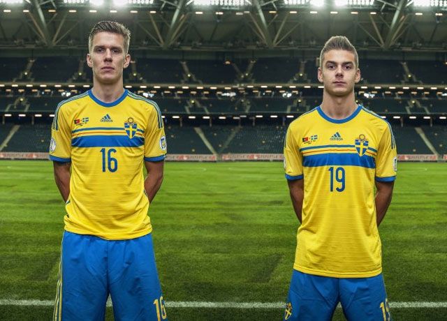Kit home Svezia 2014-2015