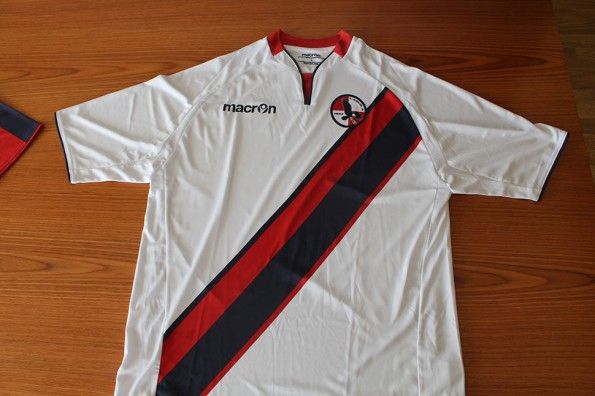Seconda maglia L'Aquila 2013-2014
