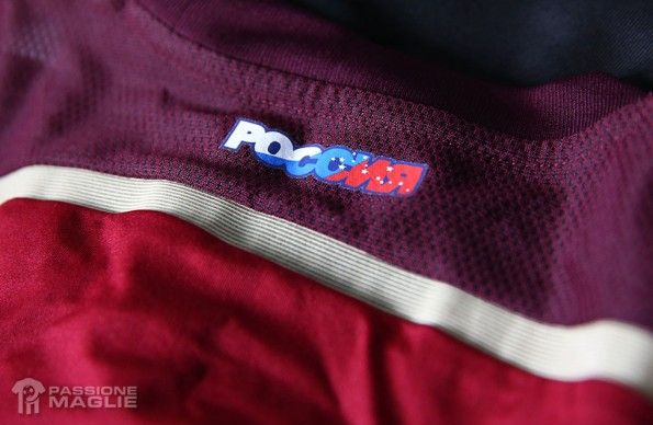 Dettaglio retro collo Russia