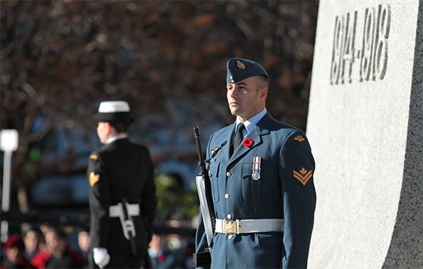 Un soldato canadese nel Remembrance Day