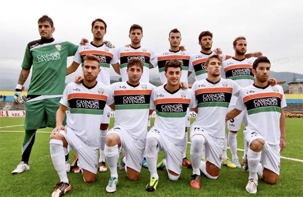 Seconda maglia Venezia 2013-14