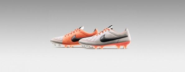 Scarpini calcio Nike Tiempo Legend V