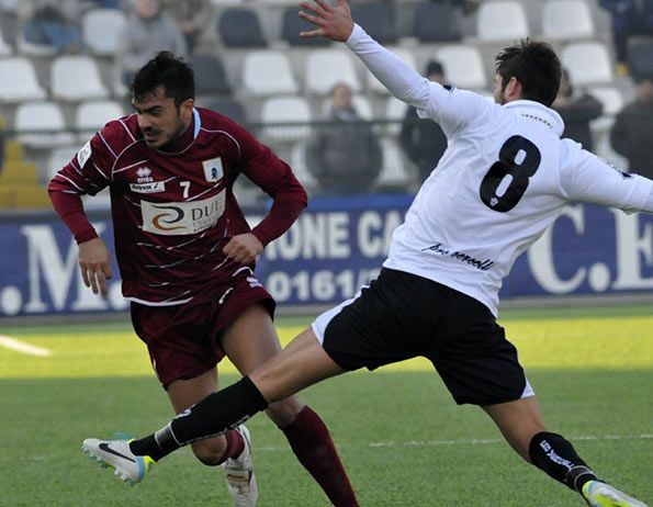 Prima divisa Pro Vercelli 2013-14