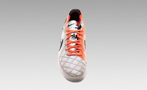 Scarpa Tiempo Legend V Nike