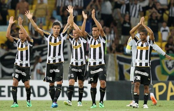 Botafogo kit home Puma 2014