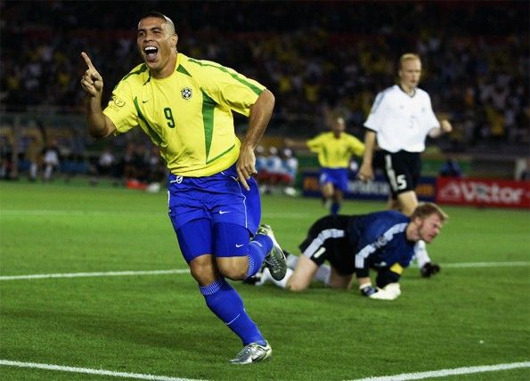 Ronaldo mondiali 2002 scarpe Mercurial