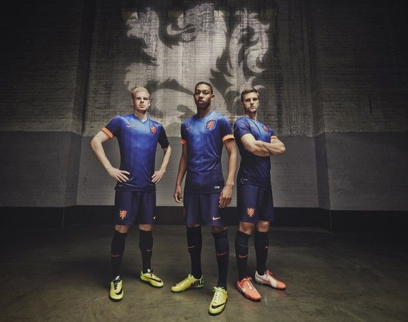 divisa-trasferta-olanda-mondiali-2014