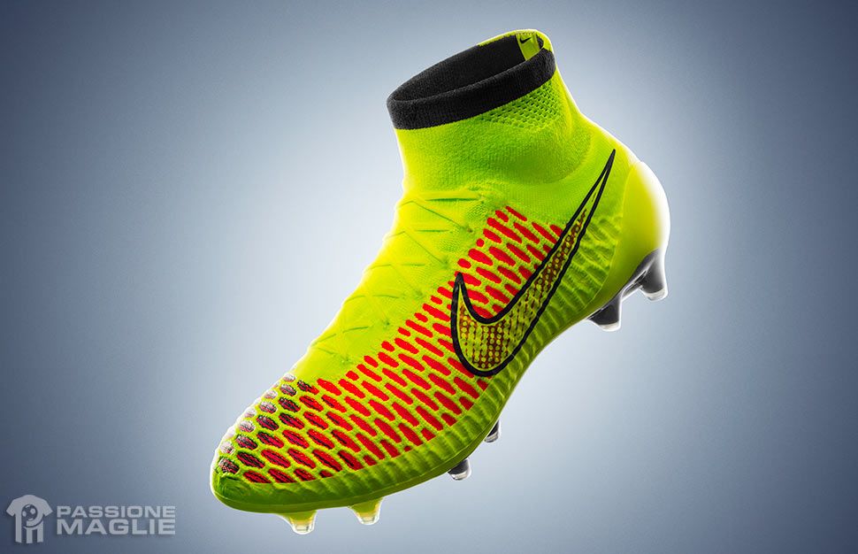 Scarpe Nike Magista le prime con tomaia rivoluzionaria Flyknit