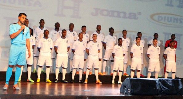 Presentazione maglie Honduras Mondiali 2014