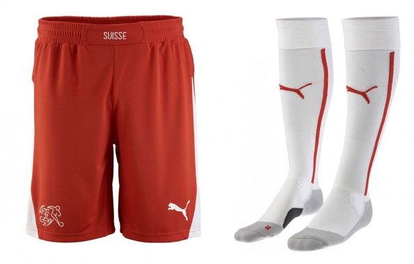 Svizzera calzoncini calzettoni away 2014