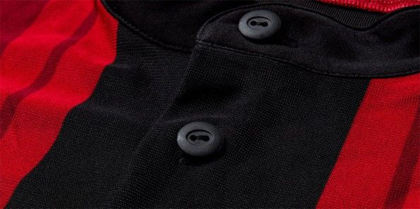 Colletto Henley con bottoni Milan 2014-15