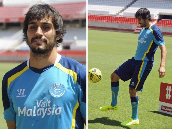 Siviglia, 2014-2015, maglia away, dettagli