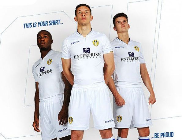 Divisa Leeds United home 2014-2015