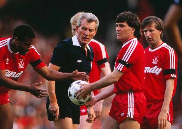 Liverpool-Arsenal, 1989, arbitro Hutchinson
