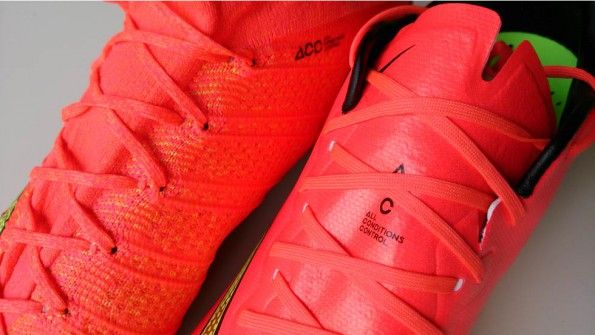 Tomaia scarpini Mercurial Superfly e Vapor