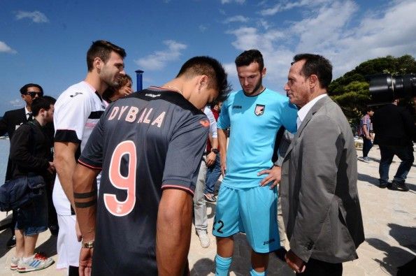 Dybala terza maglia Palermo antracite