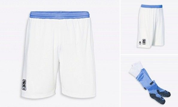 Calzoncini calzettoni Monaco 1860 home 2014-15