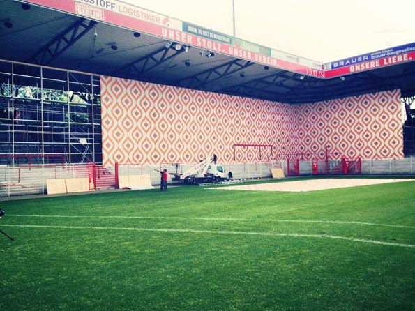 Union Berlin, mondiali 2014, costruzione salotto