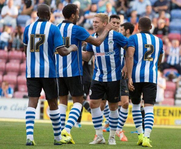 Divisa casalinga Wigan Athletic 2014-2015