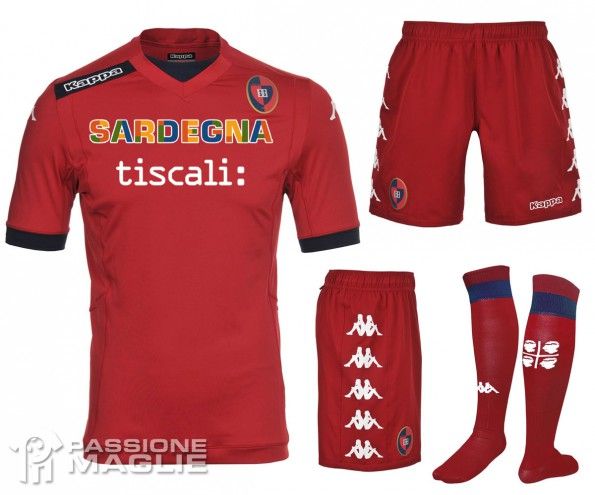 Terza maglia Cagliari 2014-2015 rossa