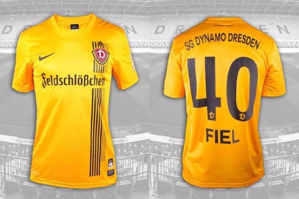Prima maglia Dinamo Dresda 2014-2015
