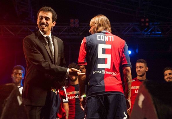 Sponsor Intesa Sanpaolo maglia Cagliari