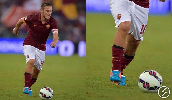 Le scarpe di Francesco Totti, Tiempo Legend V personalizzate