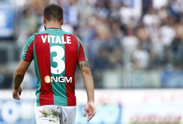 Ternana, maglia home 2014-2015, font