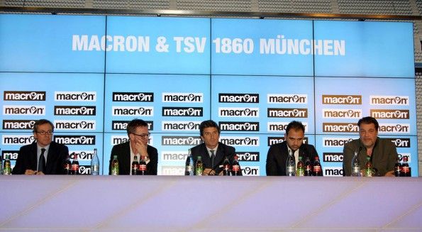 Conferenza stampa Macron-Monaco 1860